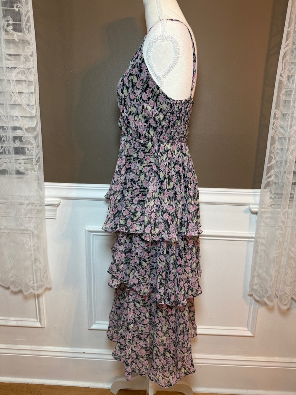 Allison New York Floral Tiered Ruffle Midi Dress Smocked Back S - Picture 2 of 9